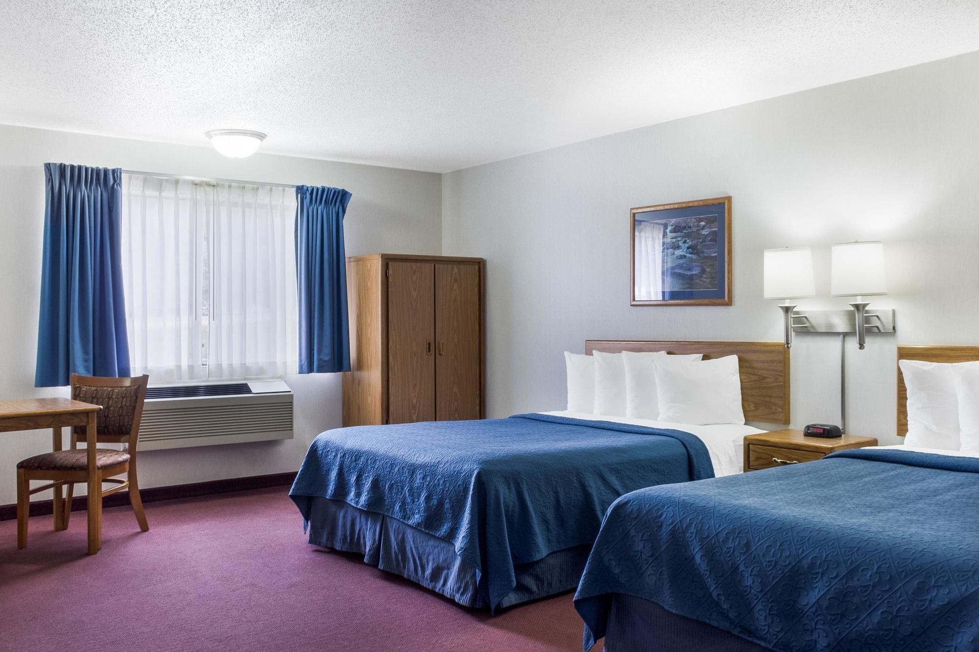 Everspring Inn & Suites Hill City Esterno foto