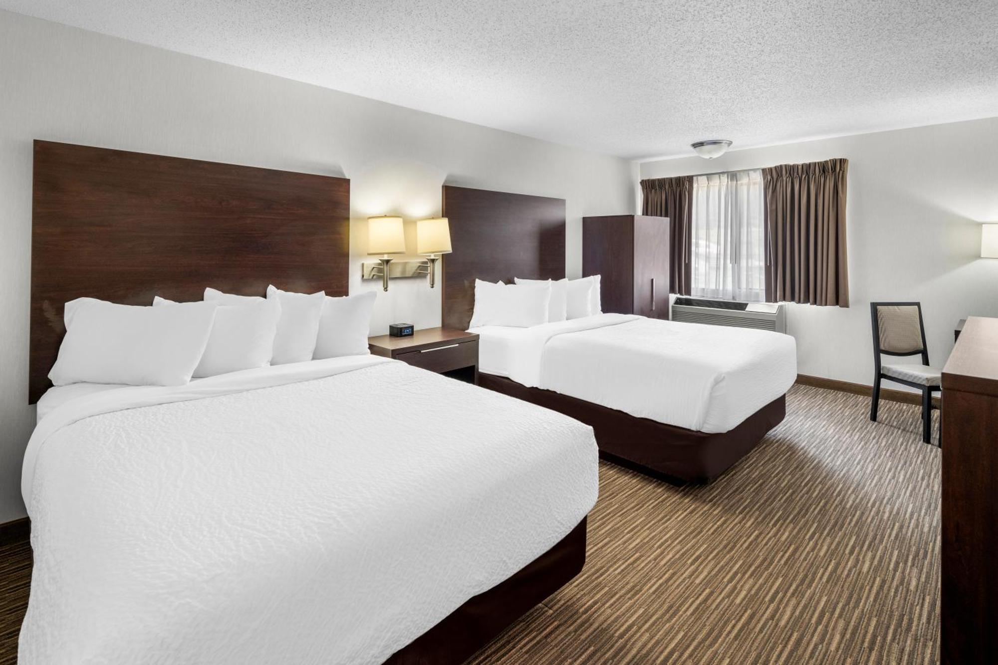 Everspring Inn & Suites Hill City Esterno foto