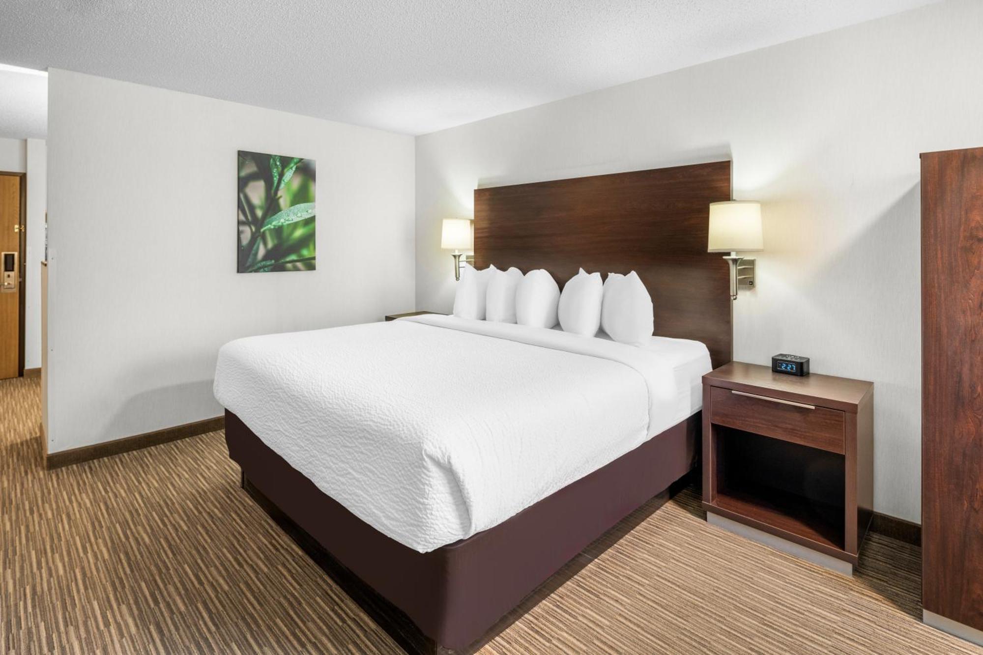 Everspring Inn & Suites Hill City Camera foto