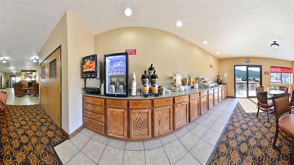 Everspring Inn & Suites Hill City Esterno foto
